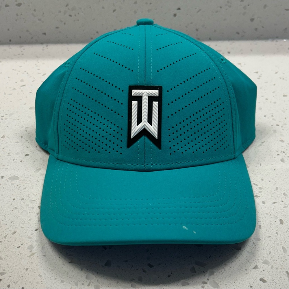 Nike Performance Teal Tiger Woods Logo Golf Hat